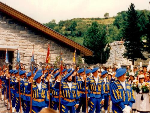 uniformeinweihung-1992-2.jpg