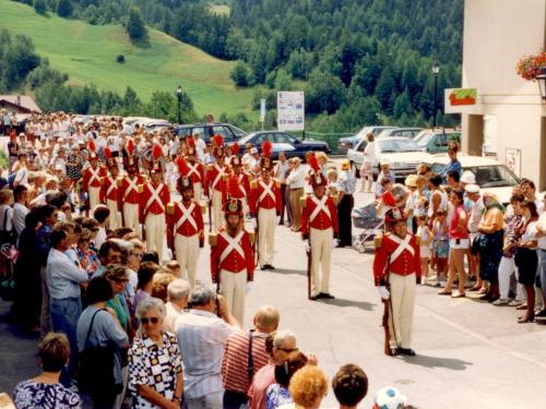 uniformeinweihung-1992-hg-st-niklaus.jpg
